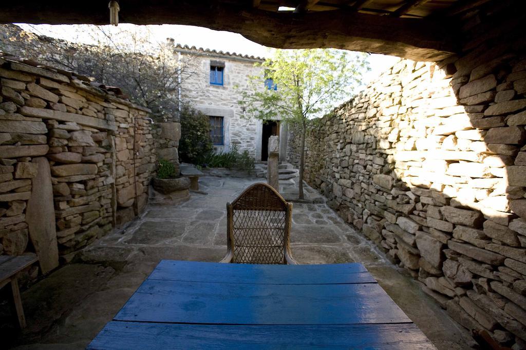 La Casa De Los Arribes Fornillos de Fermoselle Luaran gambar